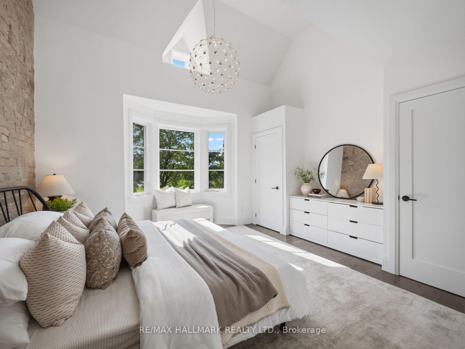 189 Greenwood Avenue • Toronto, ON photo 26