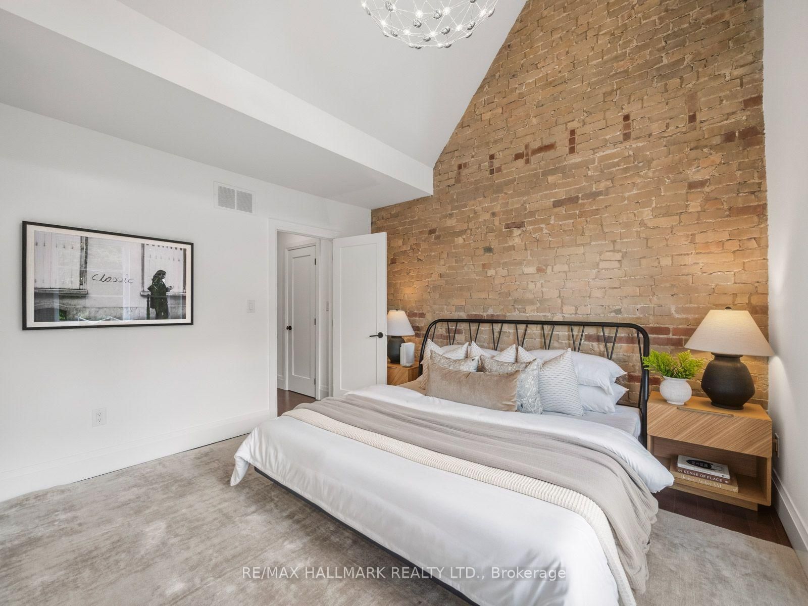 189 Greenwood Avenue • Toronto, ON photo 31