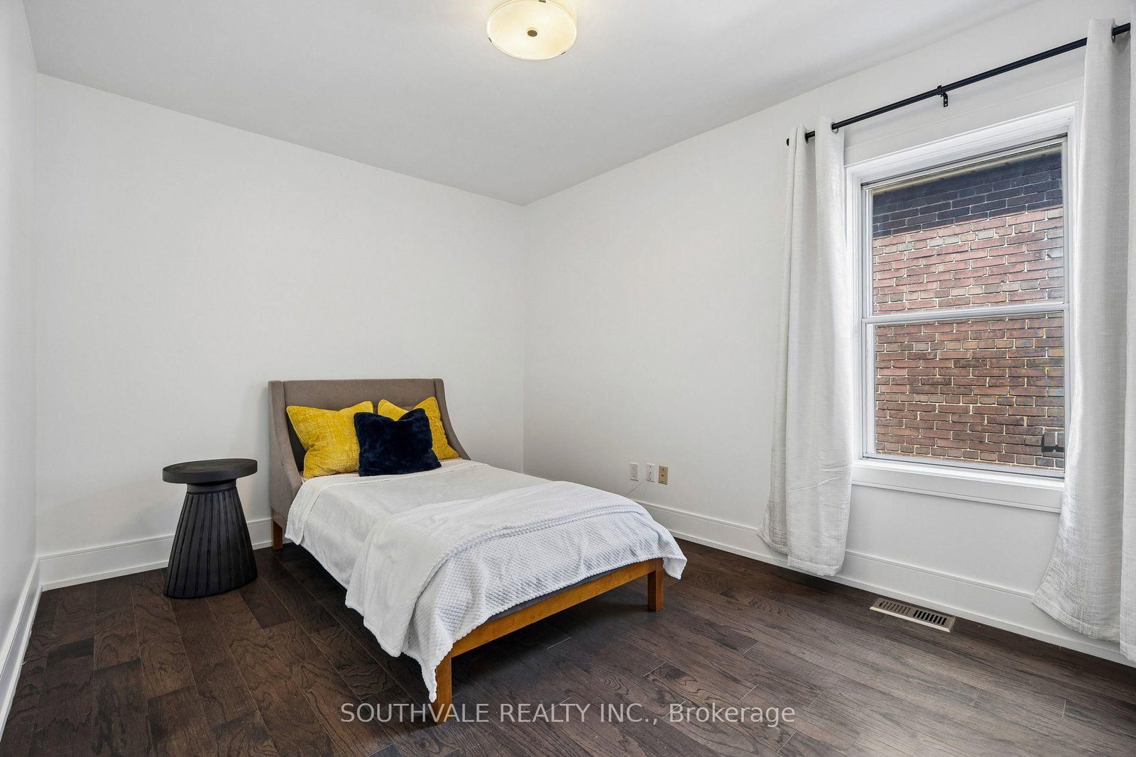 485 Strathmore Boulevard • Toronto, ON photo 34