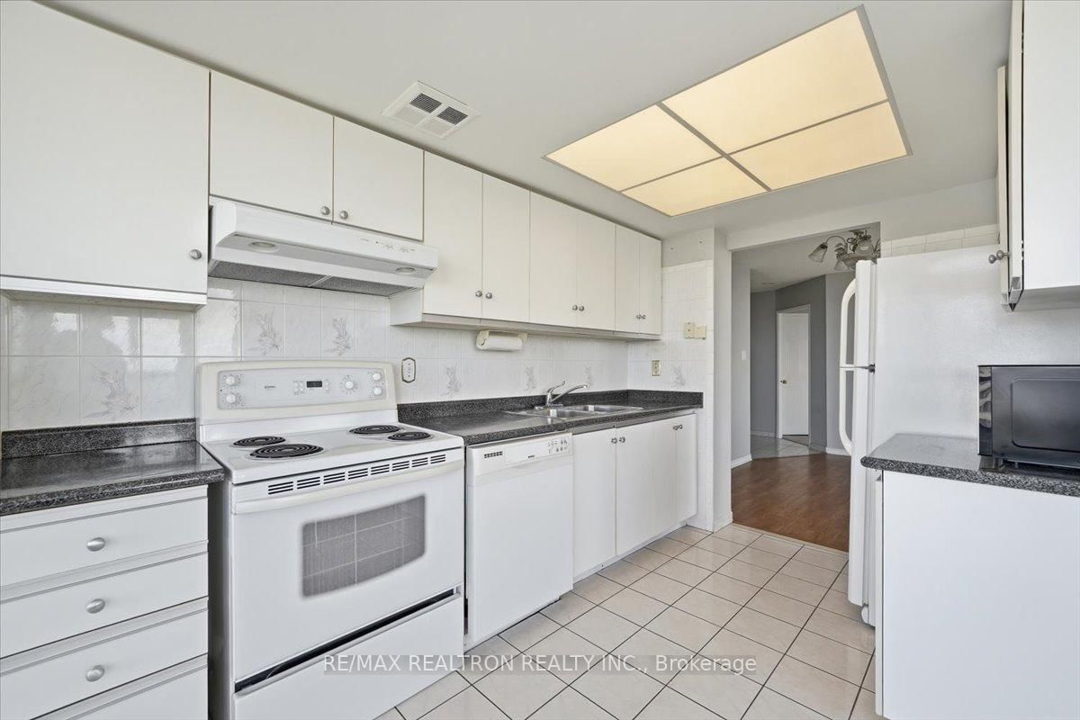 5 Greystone Walk Drive • #1604 • Toronto, ON photo 12