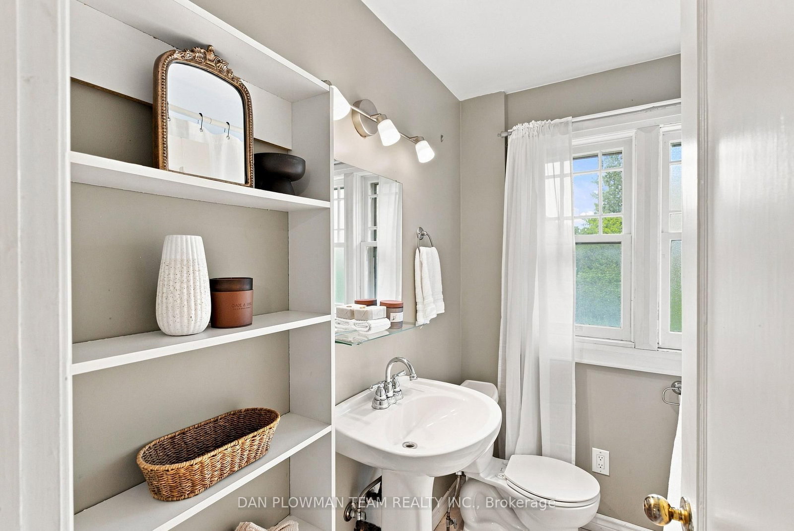 307 William Street E • Oshawa, ON photo 26