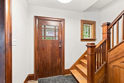307 William Street E • Oshawa, ON photo 3