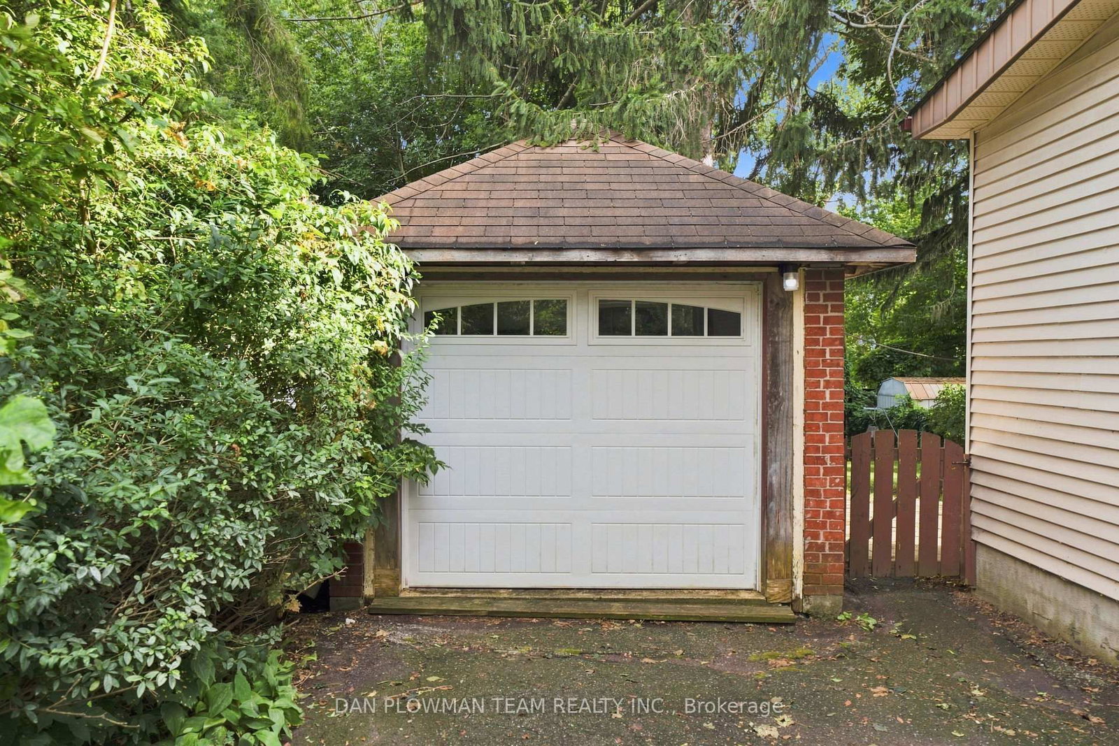 307 William Street E • Oshawa, ON photo 37