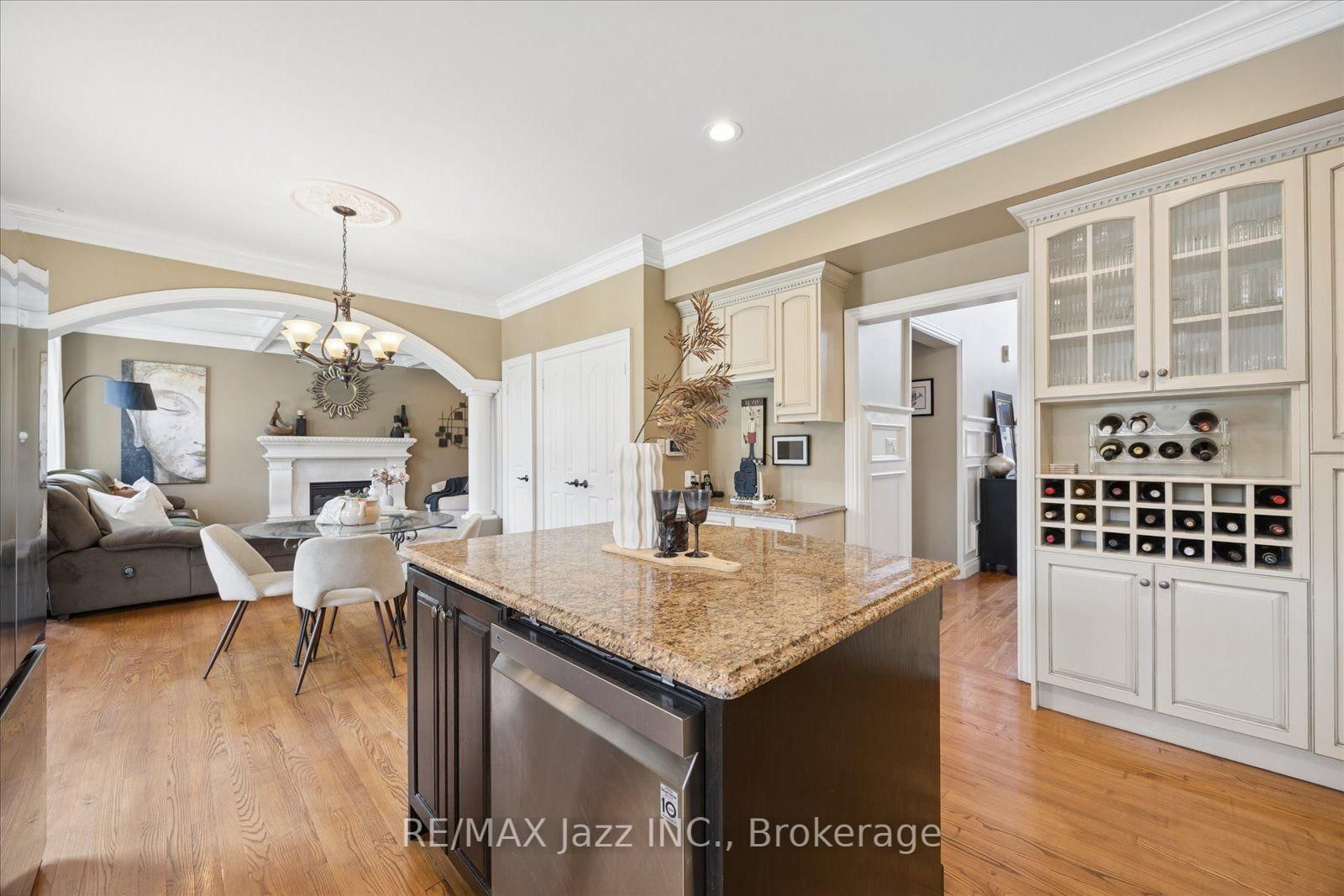 140 Taylorwood Court • Oshawa, ON photo 11