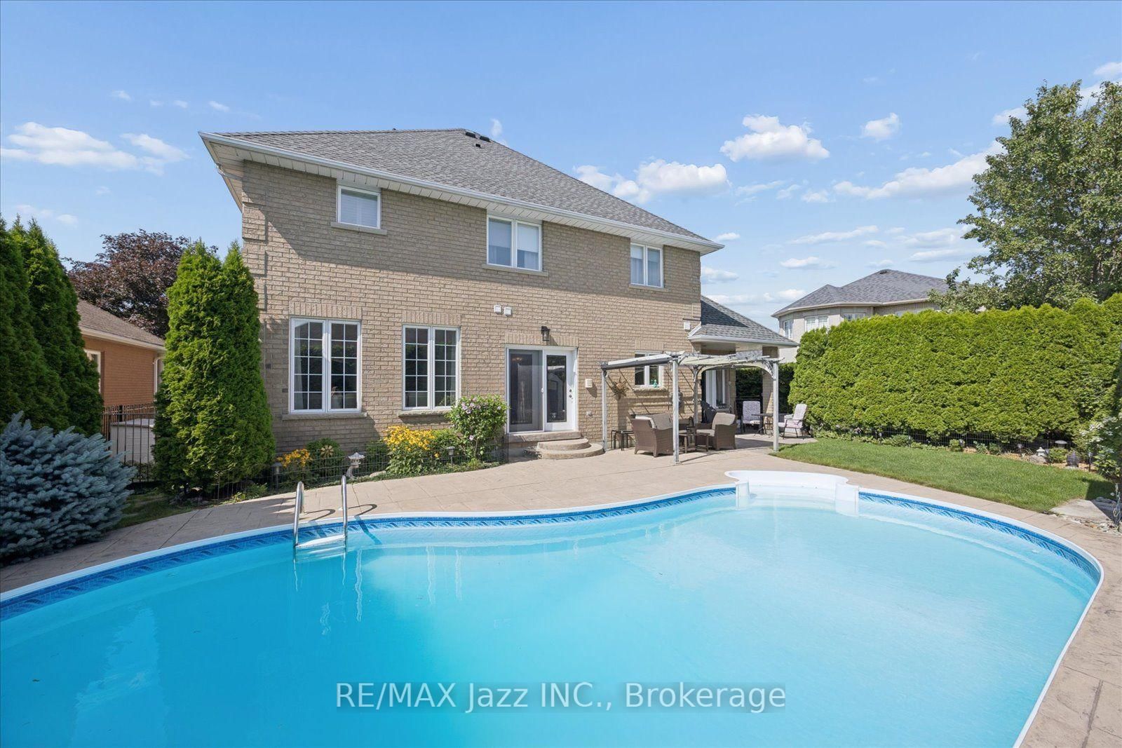 140 Taylorwood Court • Oshawa, ON photo 36