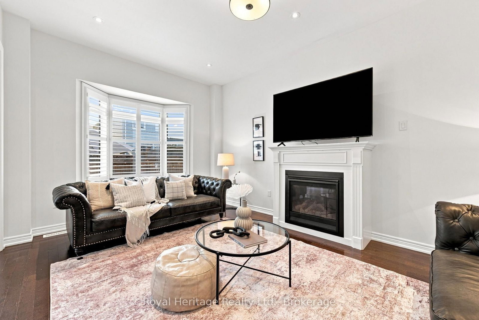 1684 WILLIAM LOTT Drive • Oshawa, ON photo 11