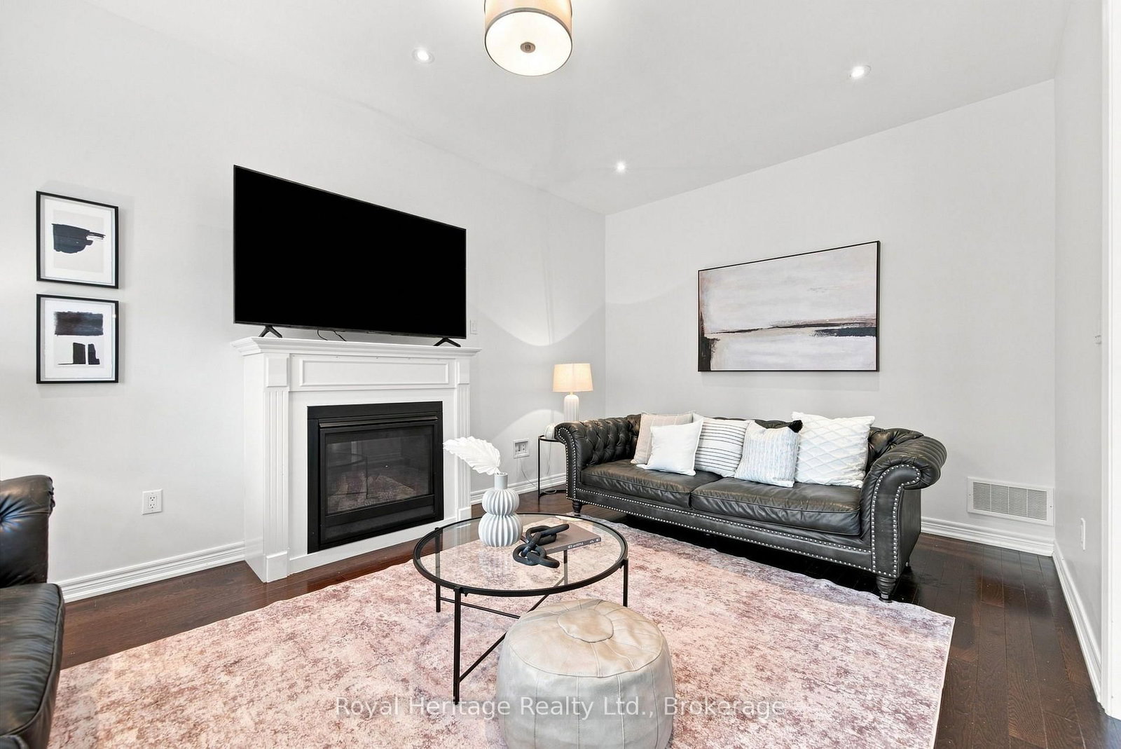 1684 WILLIAM LOTT Drive • Oshawa, ON photo 12