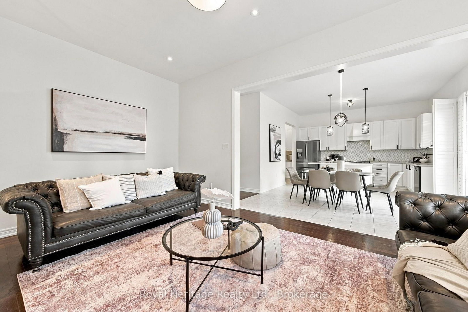 1684 WILLIAM LOTT Drive • Oshawa, ON photo 13