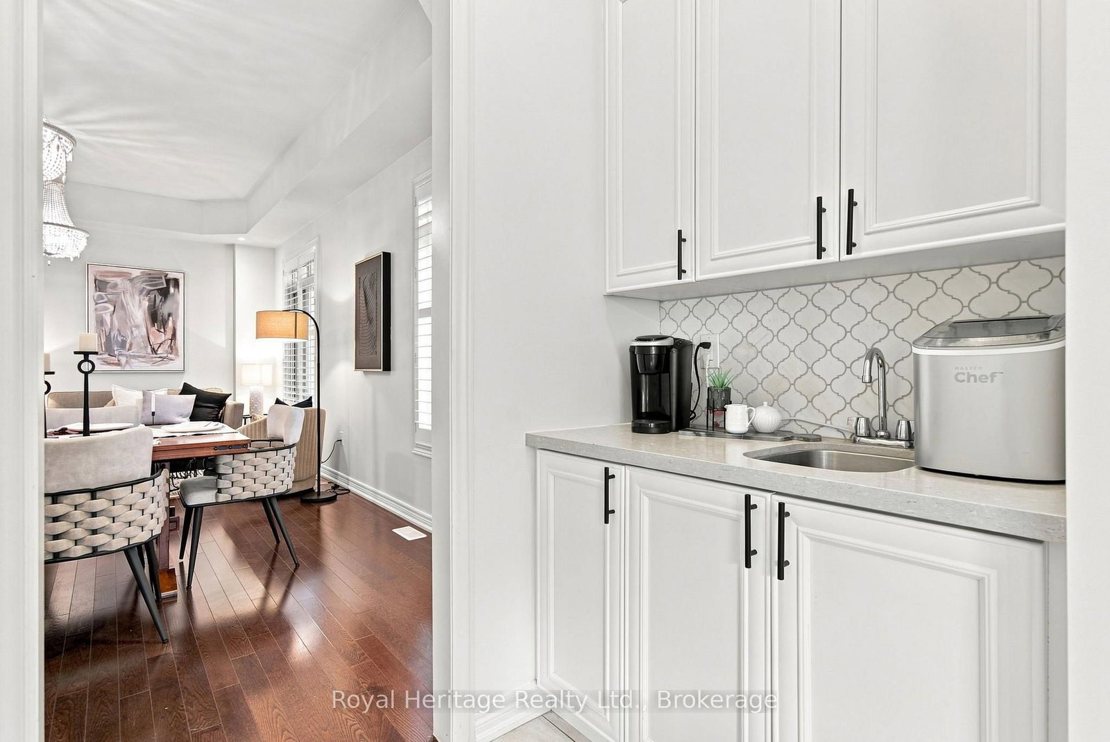 1684 WILLIAM LOTT Drive • Oshawa, ON photo 20