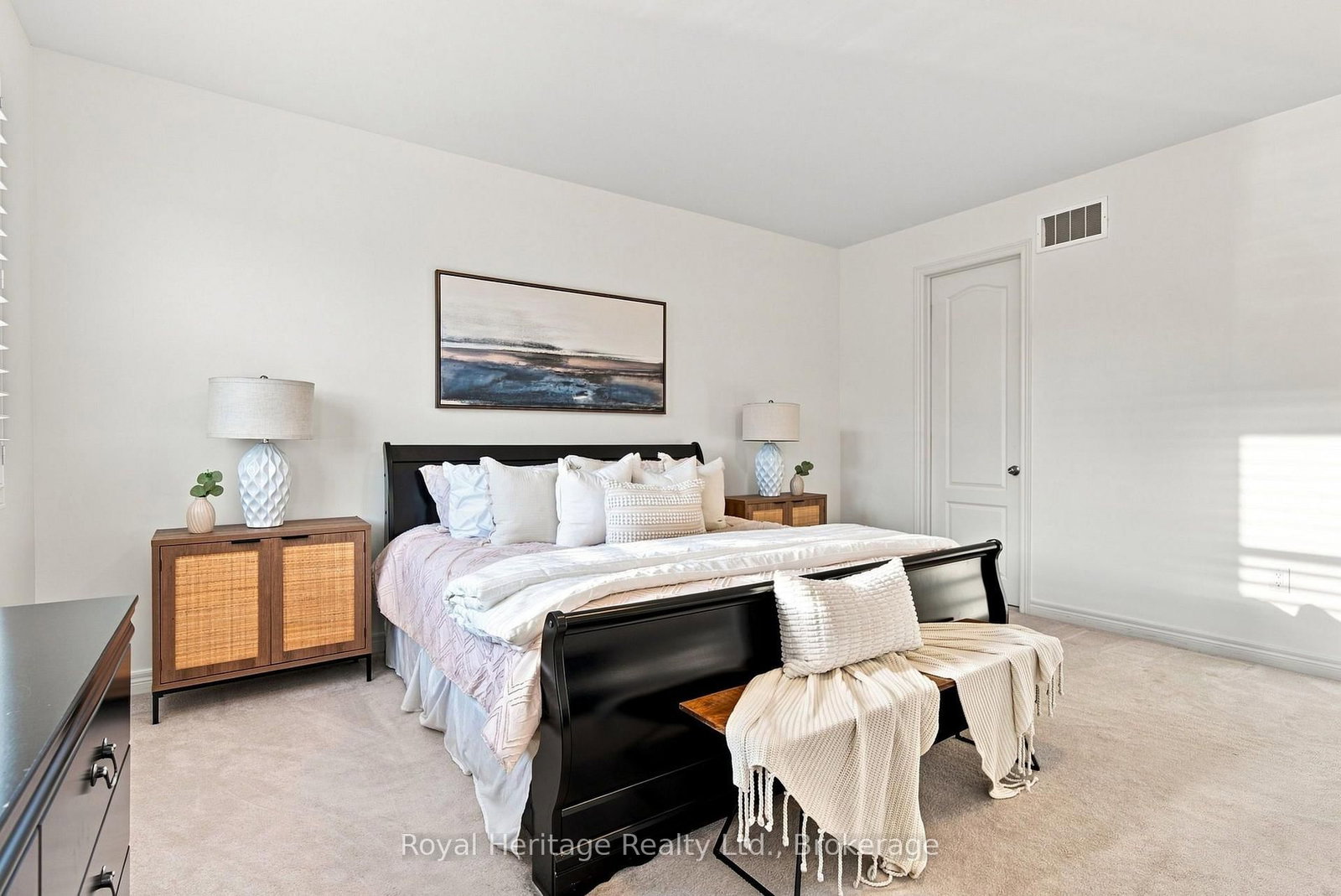 1684 WILLIAM LOTT Drive • Oshawa, ON photo 23