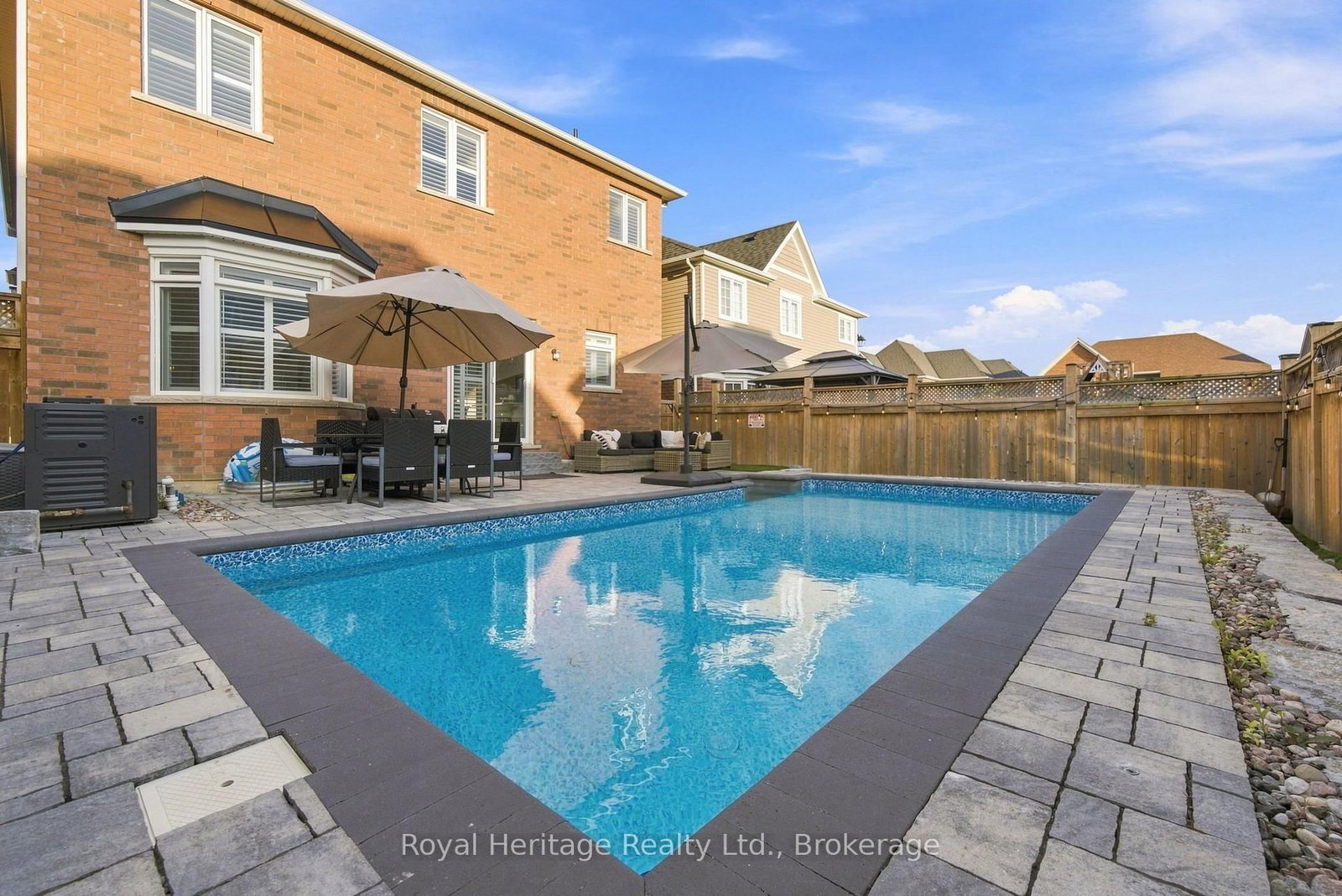 1684 WILLIAM LOTT Drive • Oshawa, ON photo 48