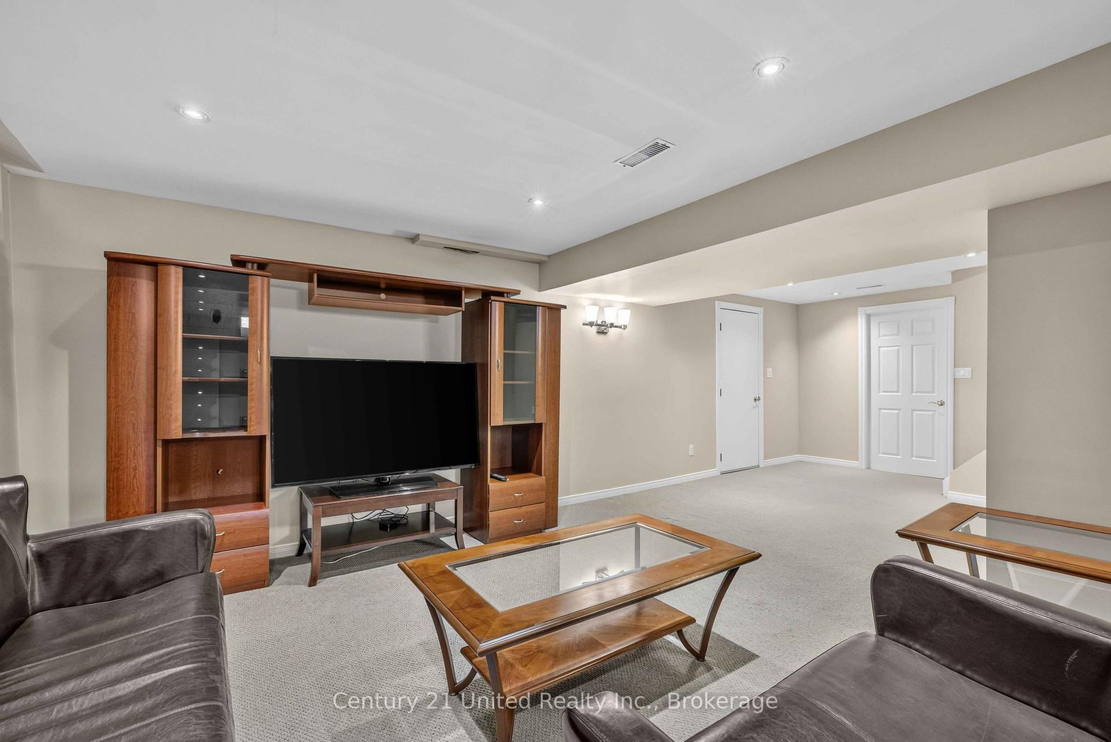 59 Waverly Street • Oshawa, ON photo 35