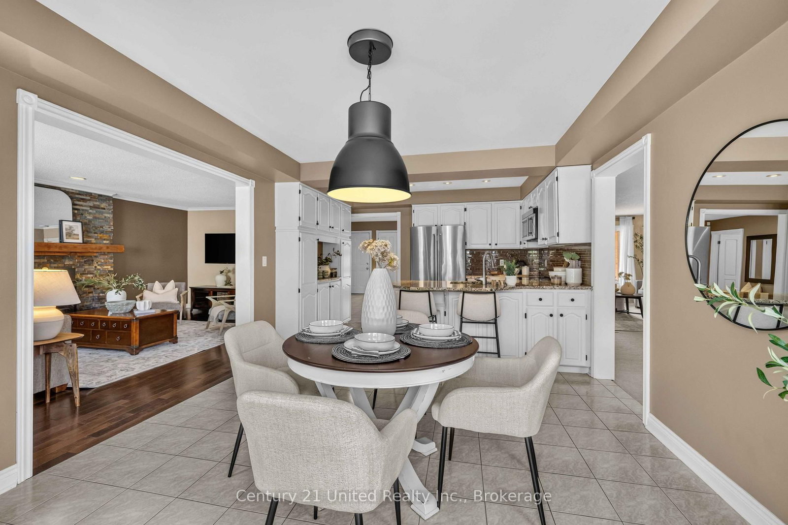 59 Waverly Street • Oshawa, ON photo 8