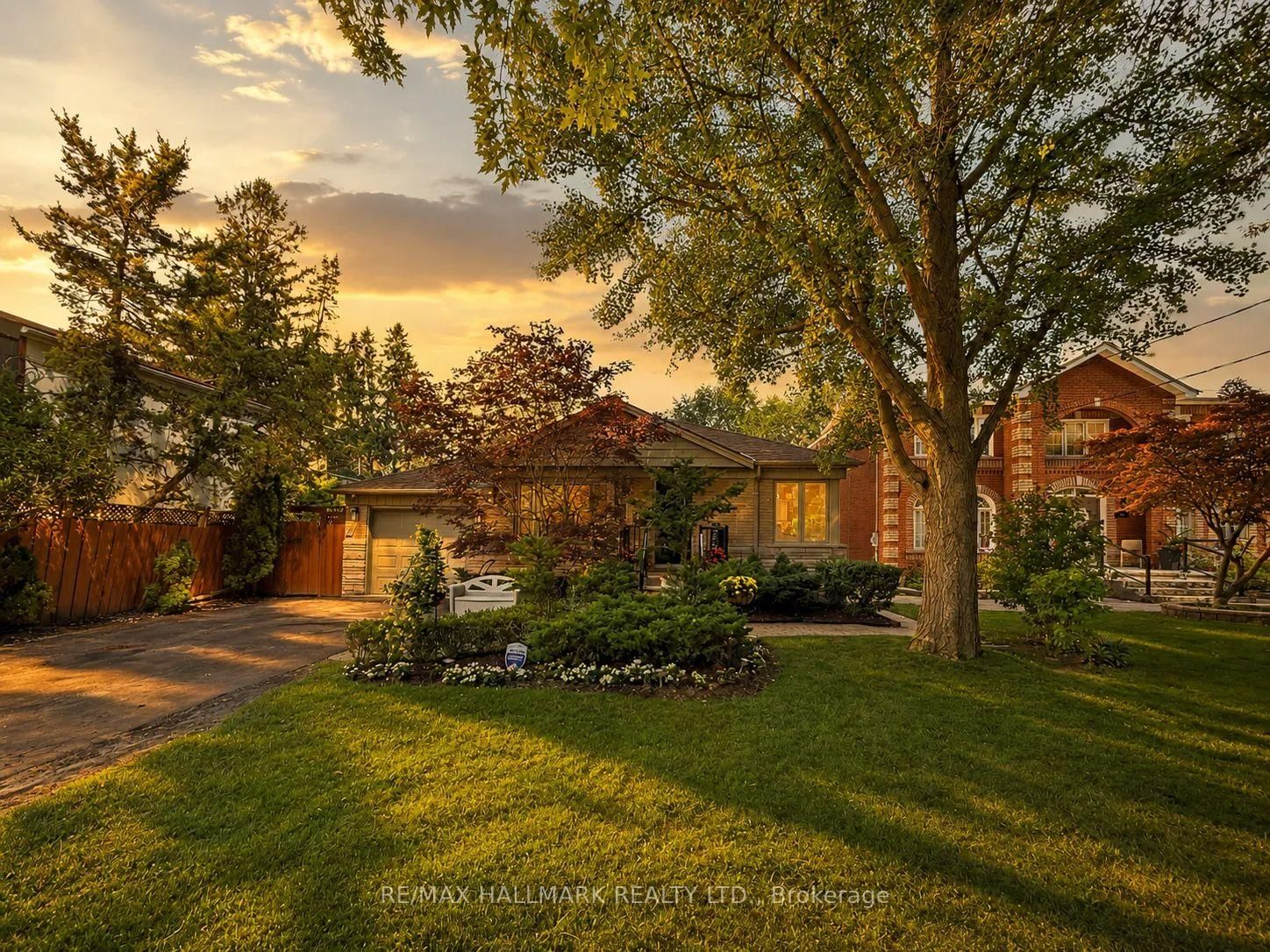 52 Colonel Danforth Trail, Toronto, ON