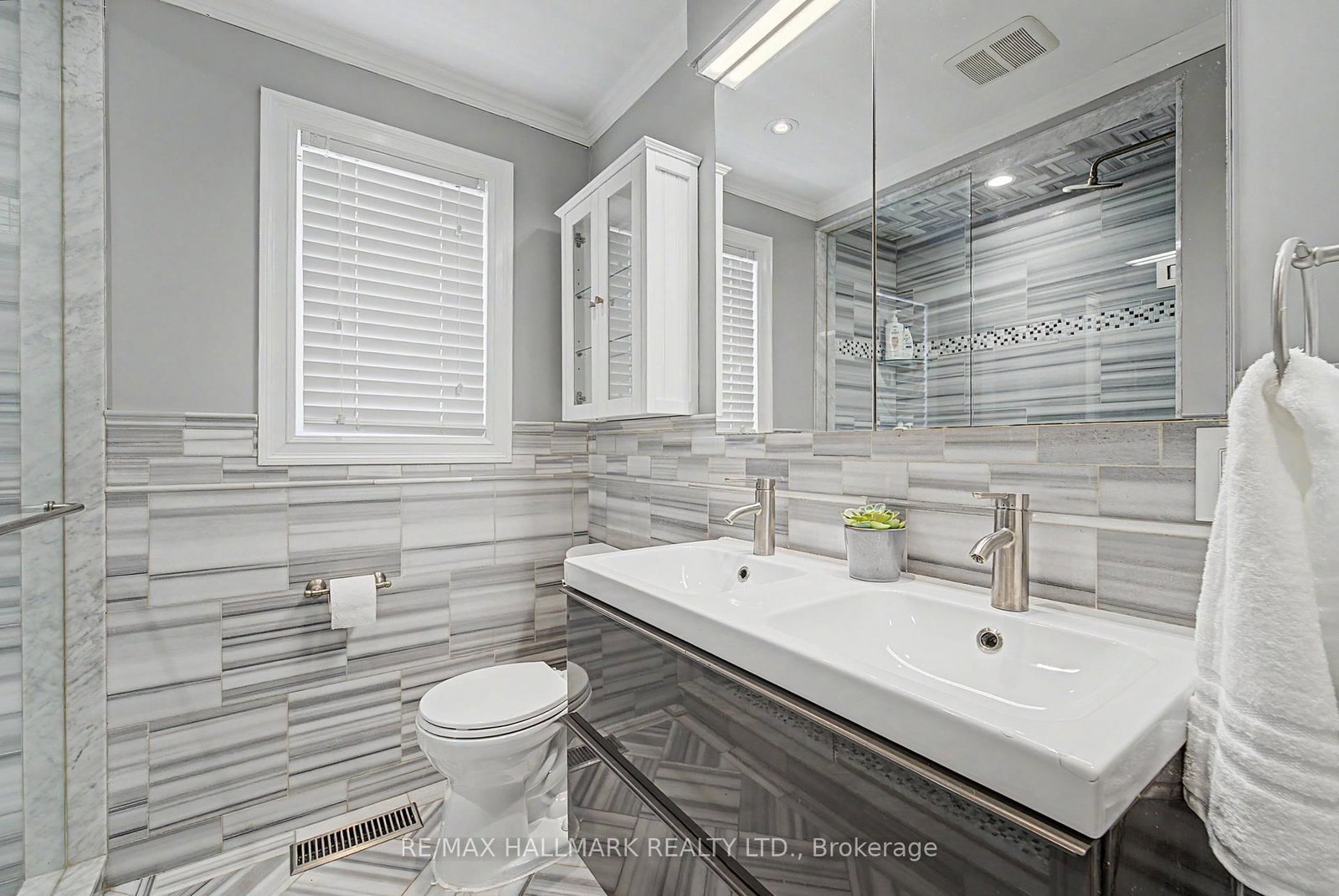 52 Colonel Danforth Trail • Toronto, ON photo 15