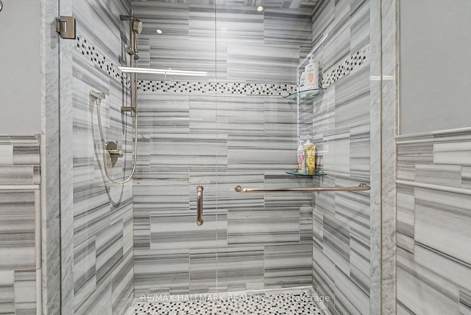 52 Colonel Danforth Trail • Toronto, ON photo 16