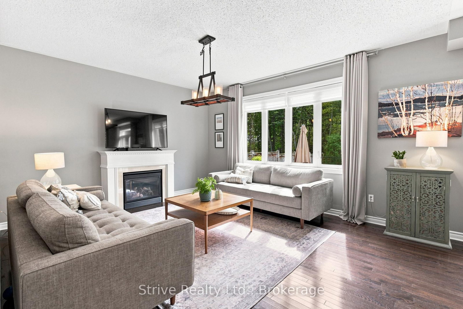 28 Woolacott Lane • Clarington, ON photo 13