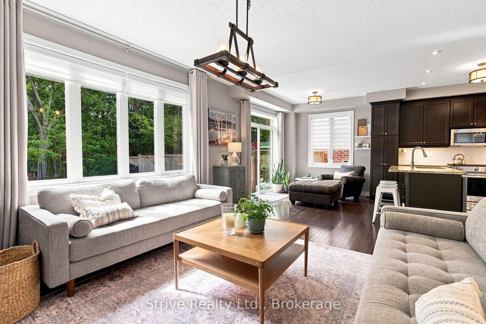 28 Woolacott Lane • Clarington, ON photo 14