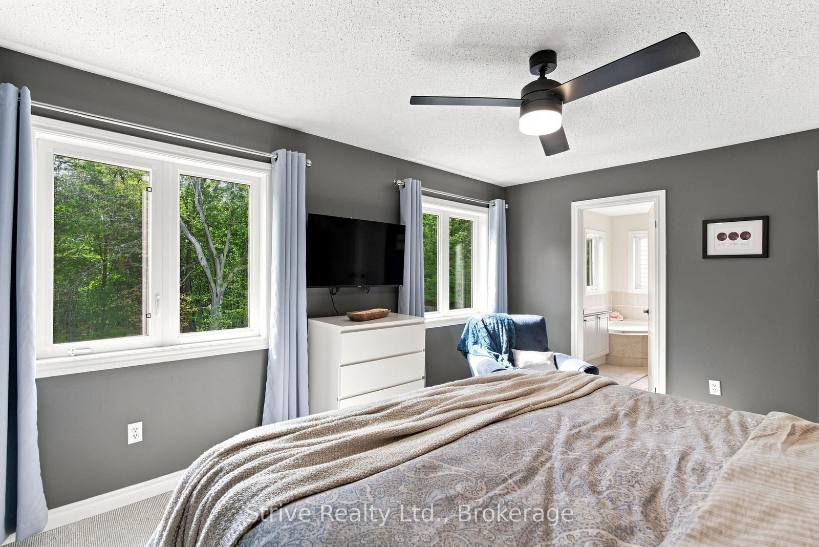 28 Woolacott Lane • Clarington, ON photo 22