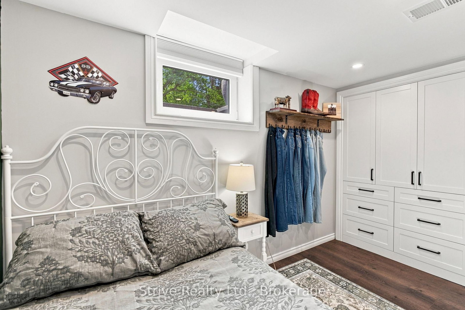 28 Woolacott Lane • Clarington, ON photo 31