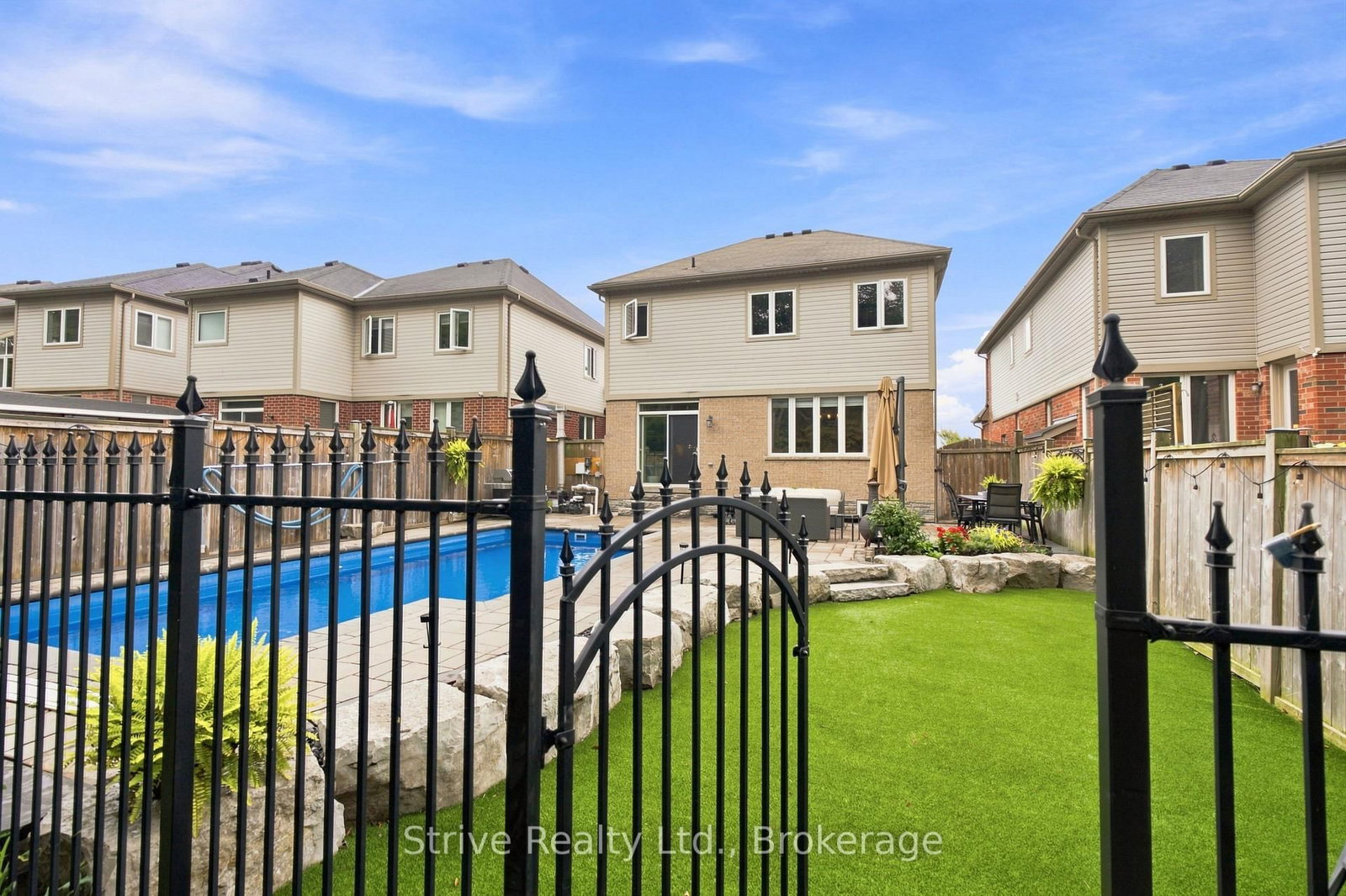 28 Woolacott Lane • Clarington, ON photo 41