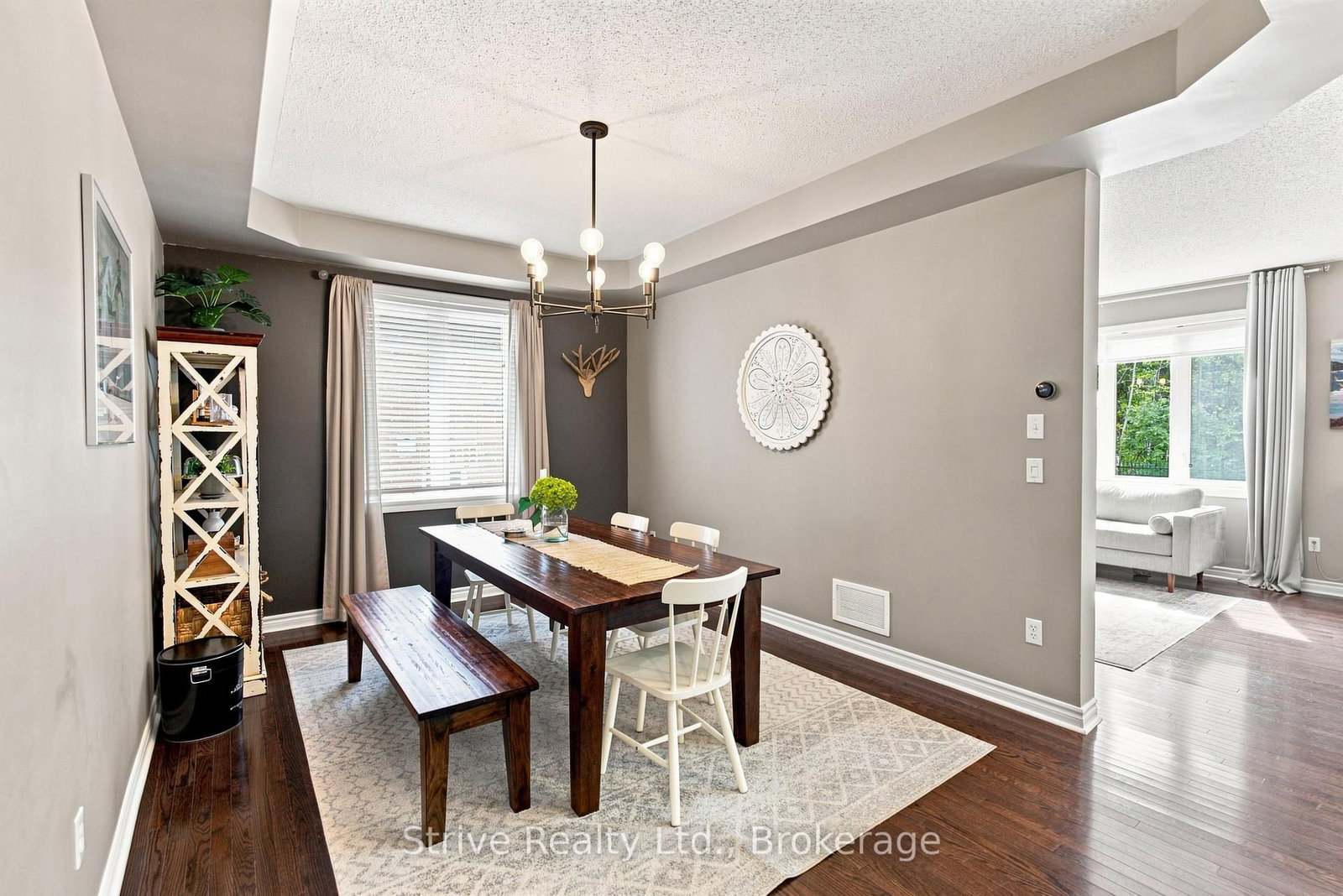 28 Woolacott Lane • Clarington, ON photo 5