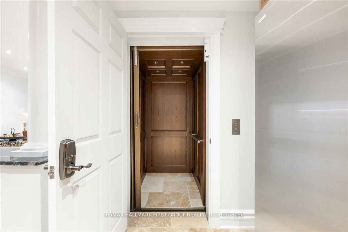 986 Mountcastle Crescent • Pickering, ON photo 14