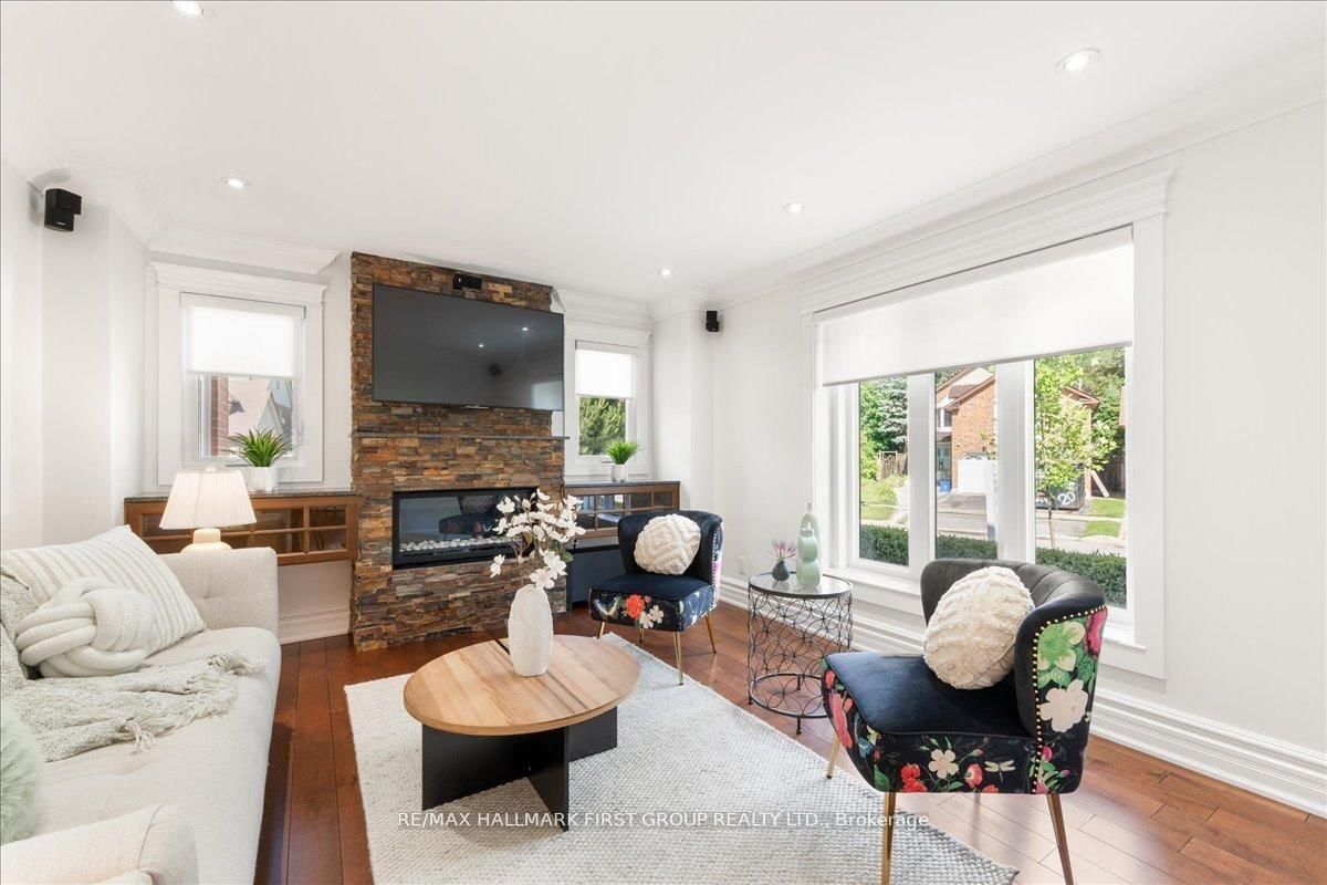 986 Mountcastle Crescent • Pickering, ON photo 18