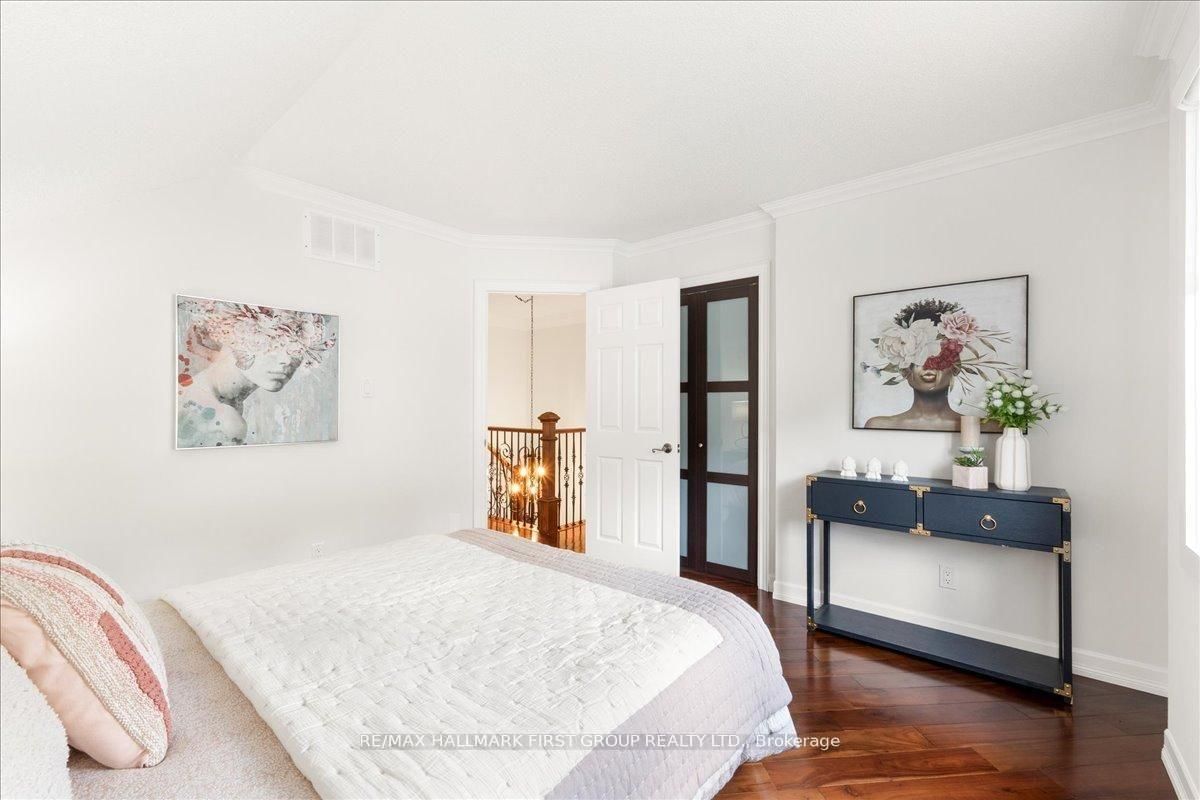 986 Mountcastle Crescent • Pickering, ON photo 31