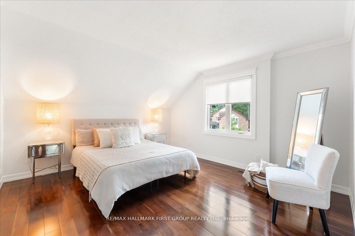 986 Mountcastle Crescent • Pickering, ON photo 33