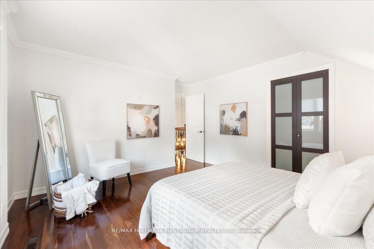 986 Mountcastle Crescent • Pickering, ON photo 34