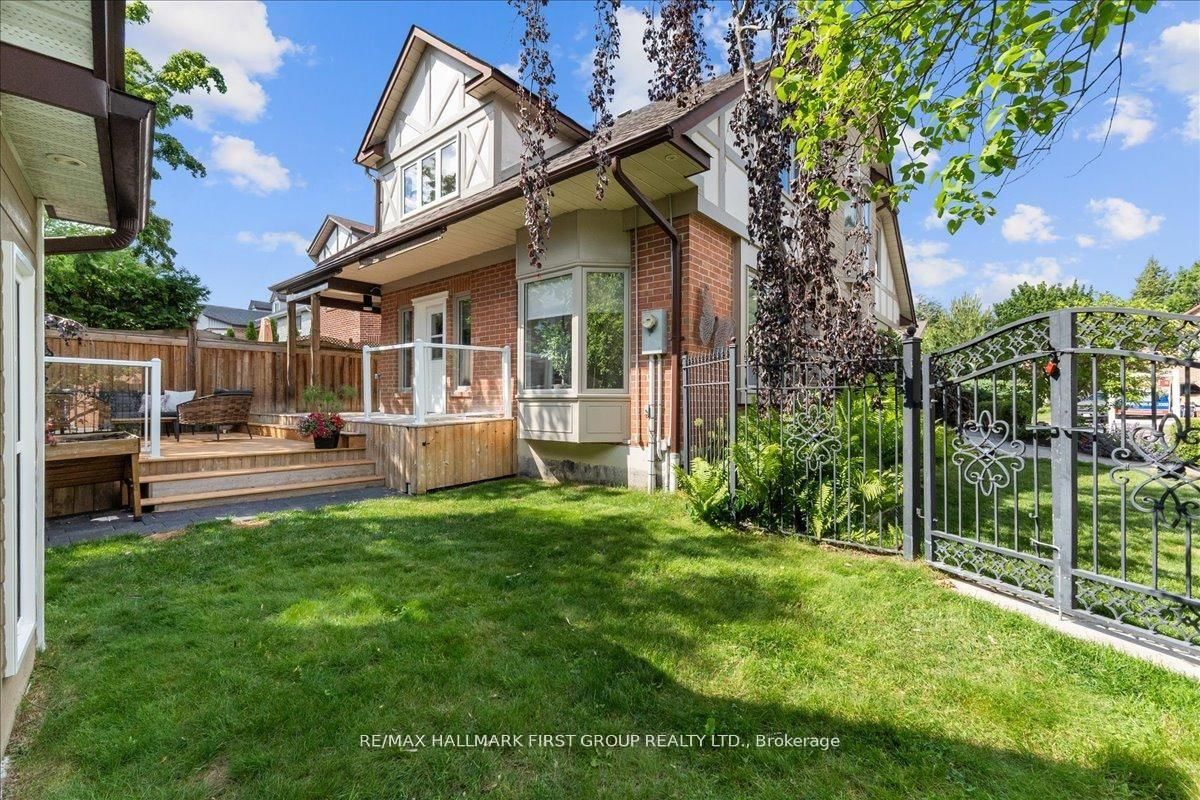 986 Mountcastle Crescent • Pickering, ON photo 44