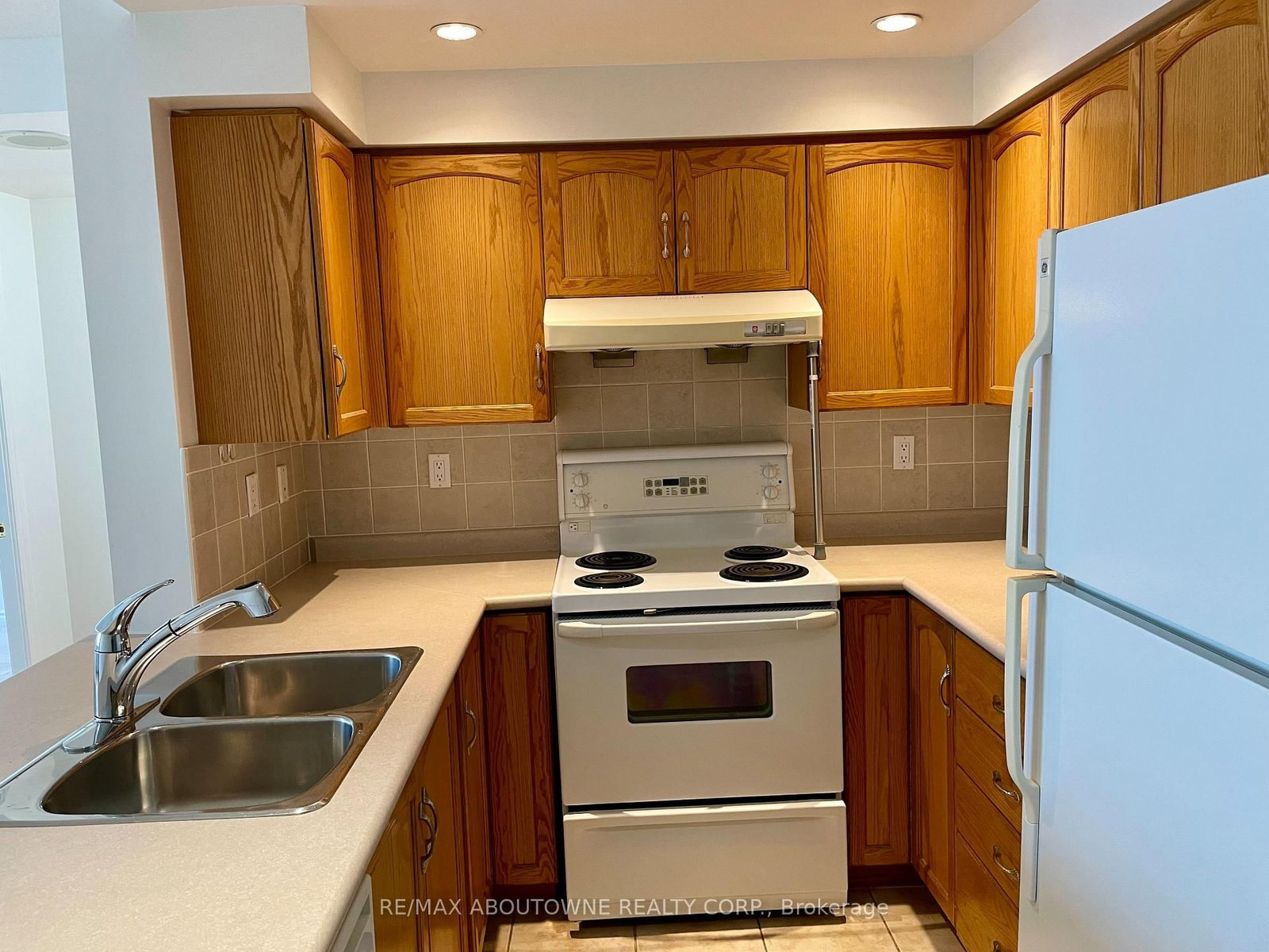 PH39-125 Omni Drive, Toronto, ON, photo 4