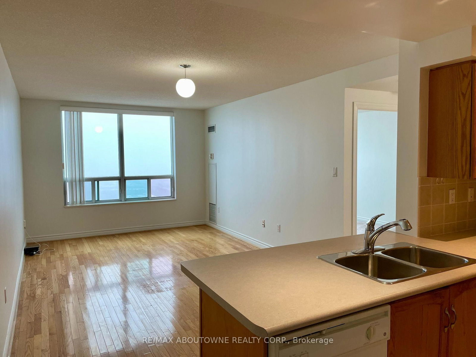 125 Omni Drive • #PH39 • Toronto, ON photo 8
