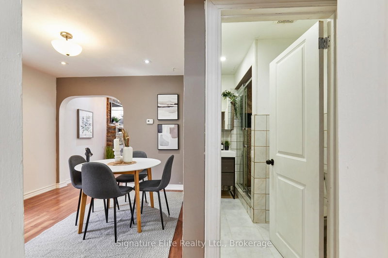 19 Kenworthy Toronto,ON M1L 3B1 — Photo 17