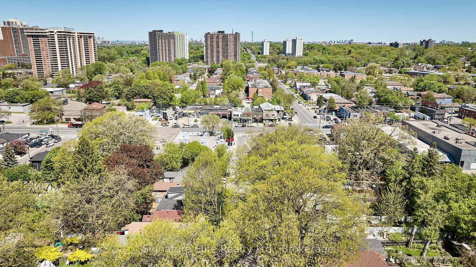 19 Kenworthy Avenue • Toronto, ON photo 39