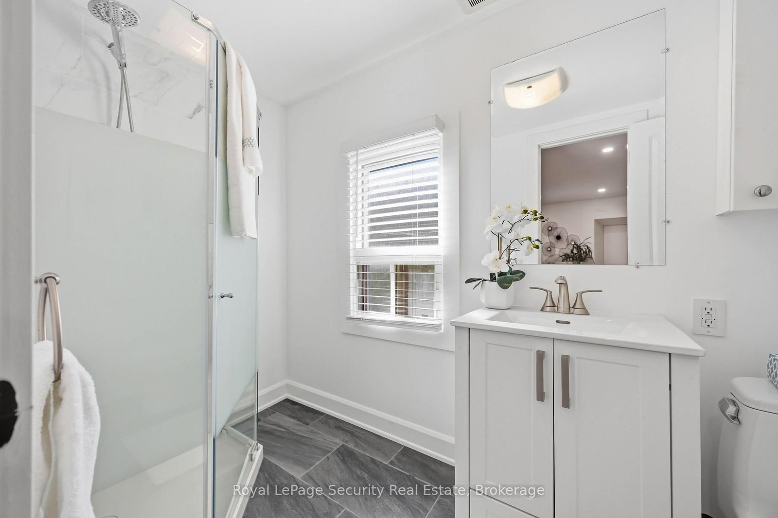 116 Guelph Street • Oshawa, ON photo 17