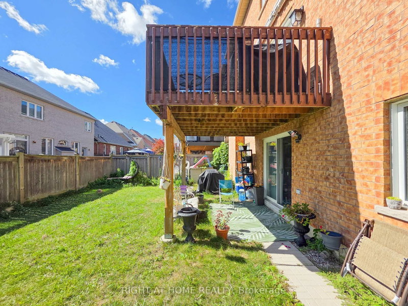 Lower - 163 Williamson Drive E