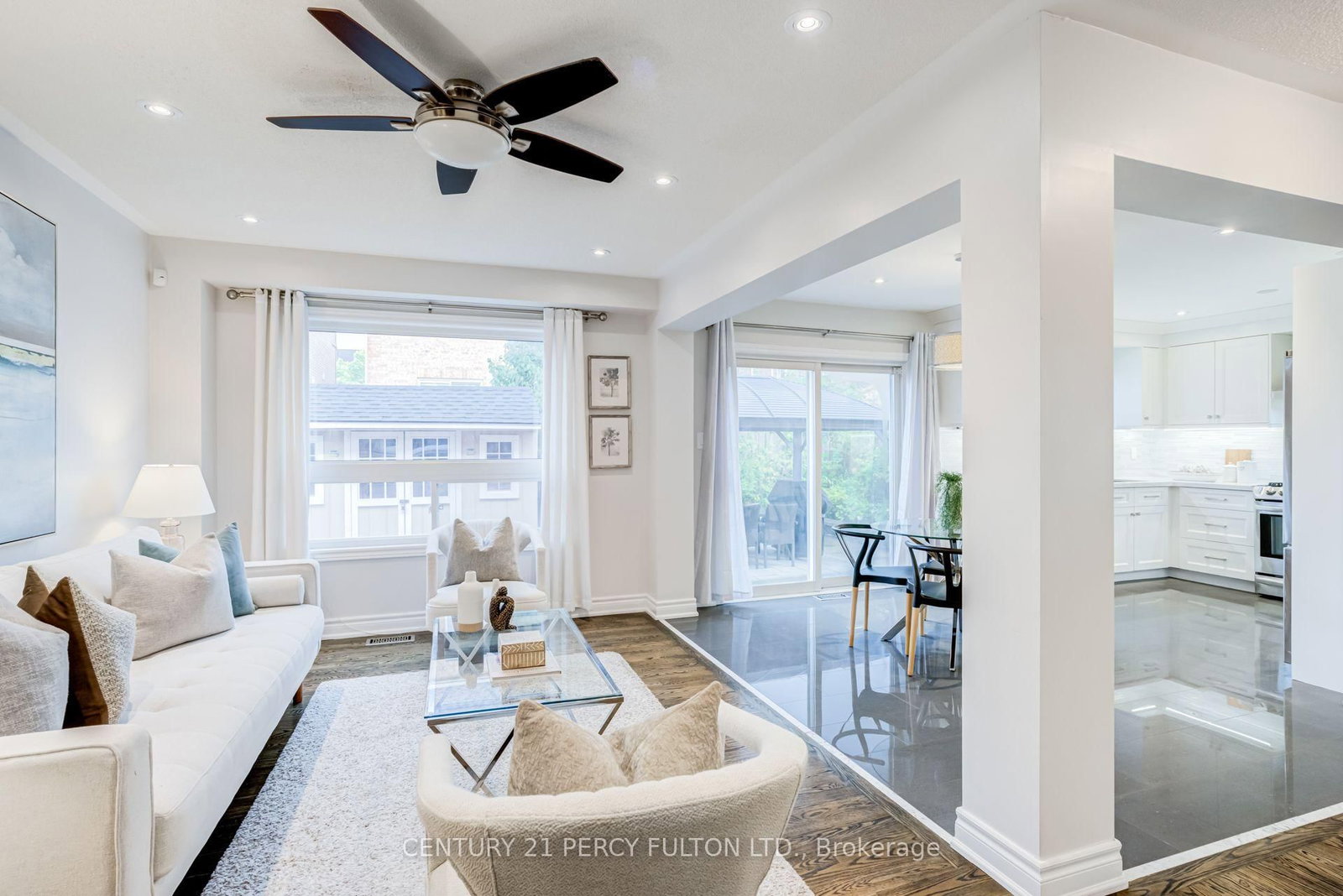 9 Urwin Street • Ajax, ON photo 11