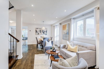 9 Urwin Street • Ajax, ON photo 2