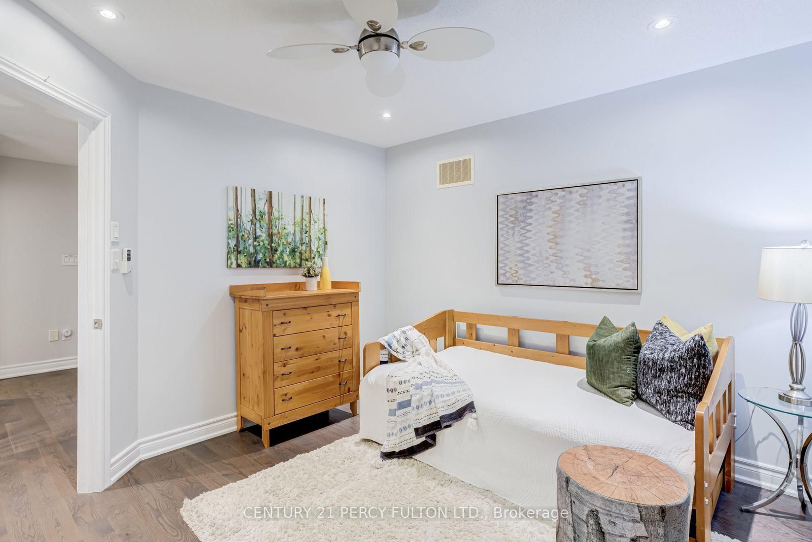 9 Urwin Street • Ajax, ON photo 37