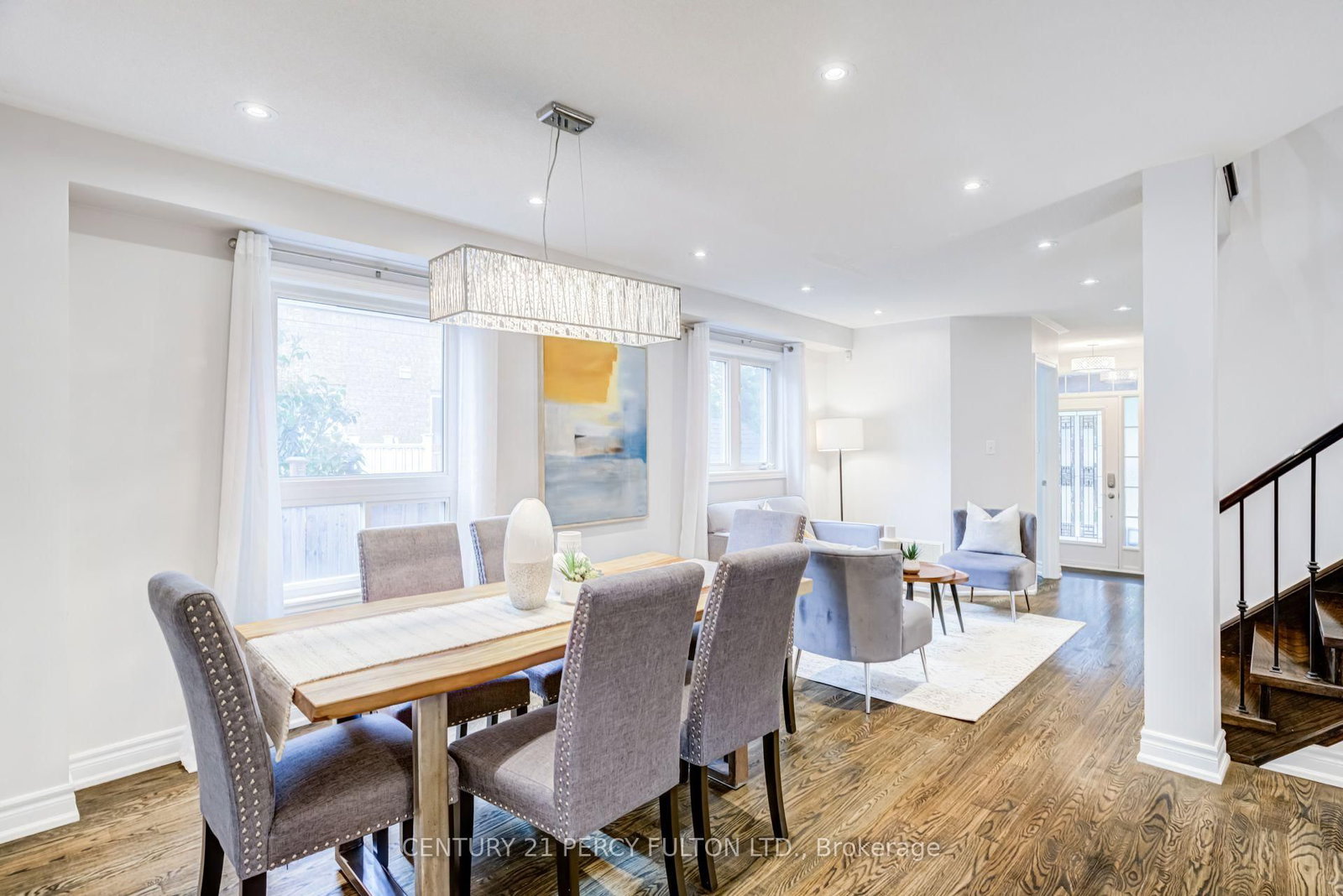 9 Urwin Street • Ajax, ON photo 6