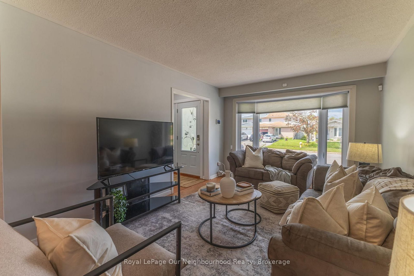 26 Ashdale Crescent • Clarington, ON photo 11