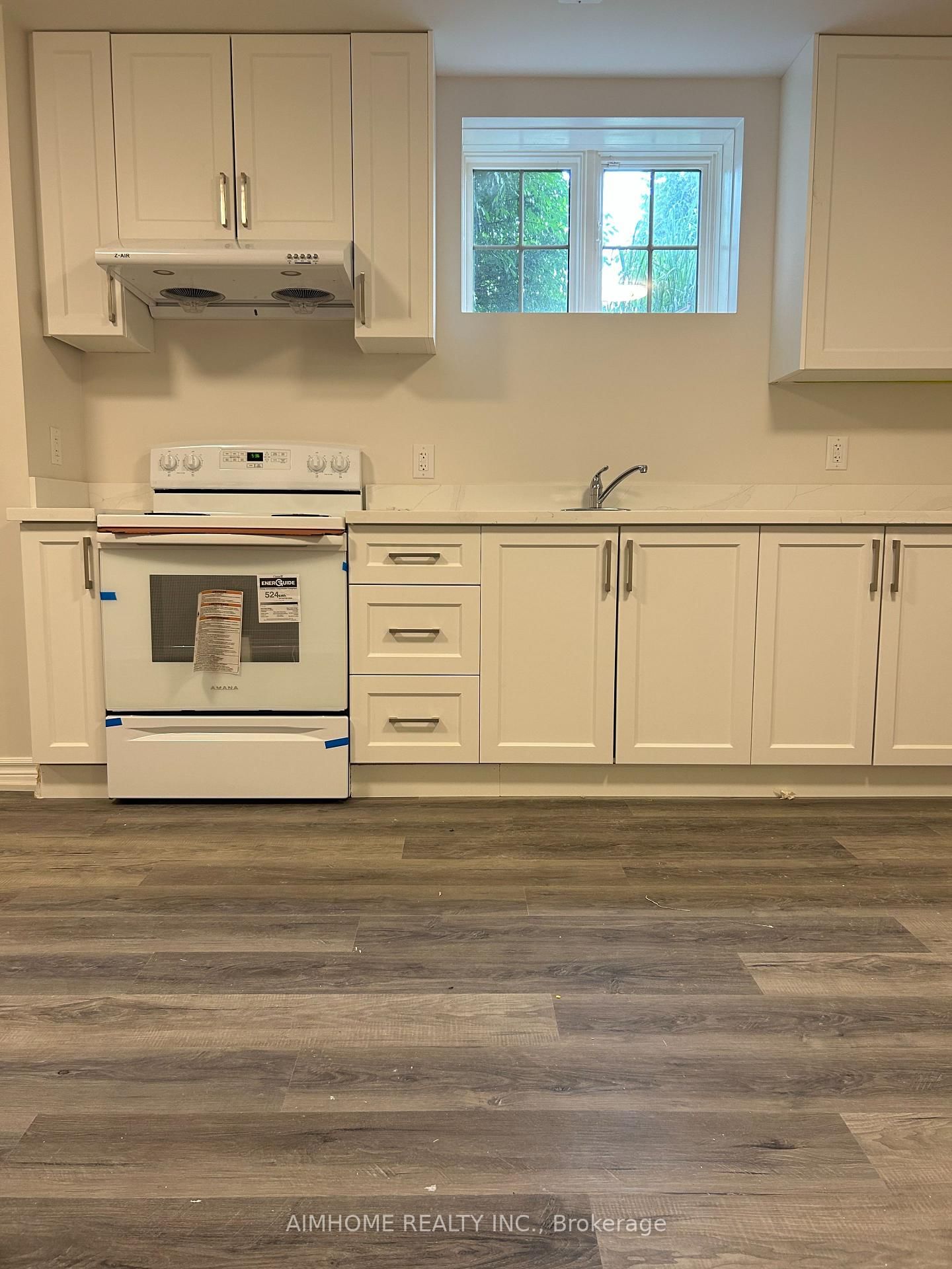 LegBsmt - 27 Maple Edge Lane, Whitby 5