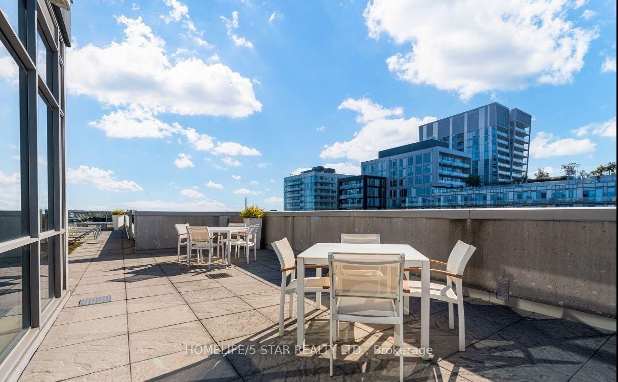 603-630 Queen St, Toronto, view 13
