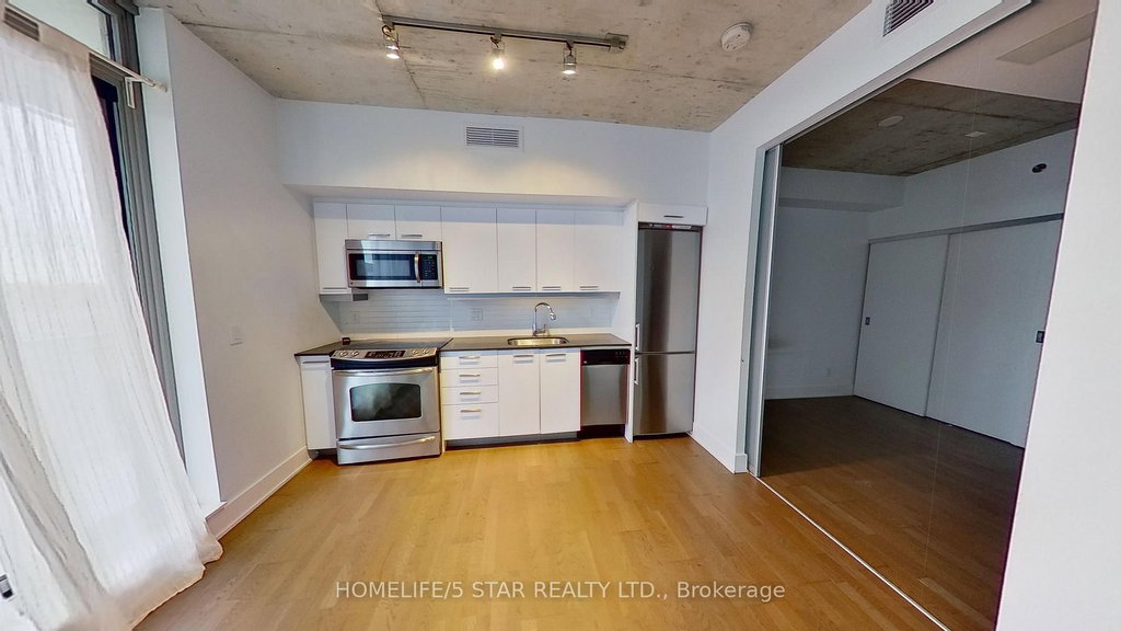 603 - 630 Queen Street E 3