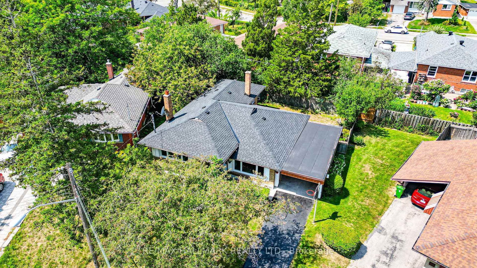 54 Charlemont Crescent • Toronto, ON photo 30