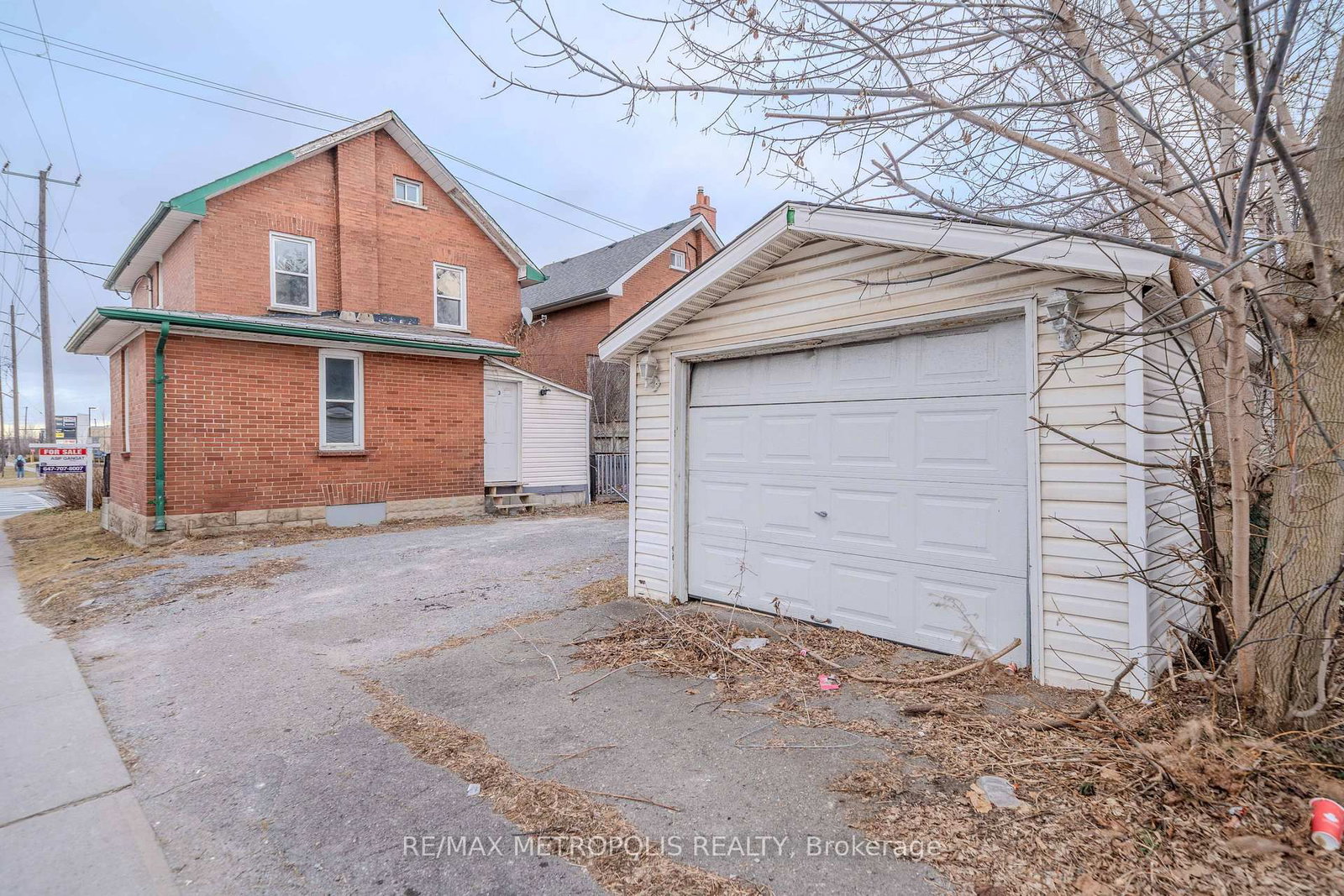 240 Division Street • Oshawa, ON photo 40