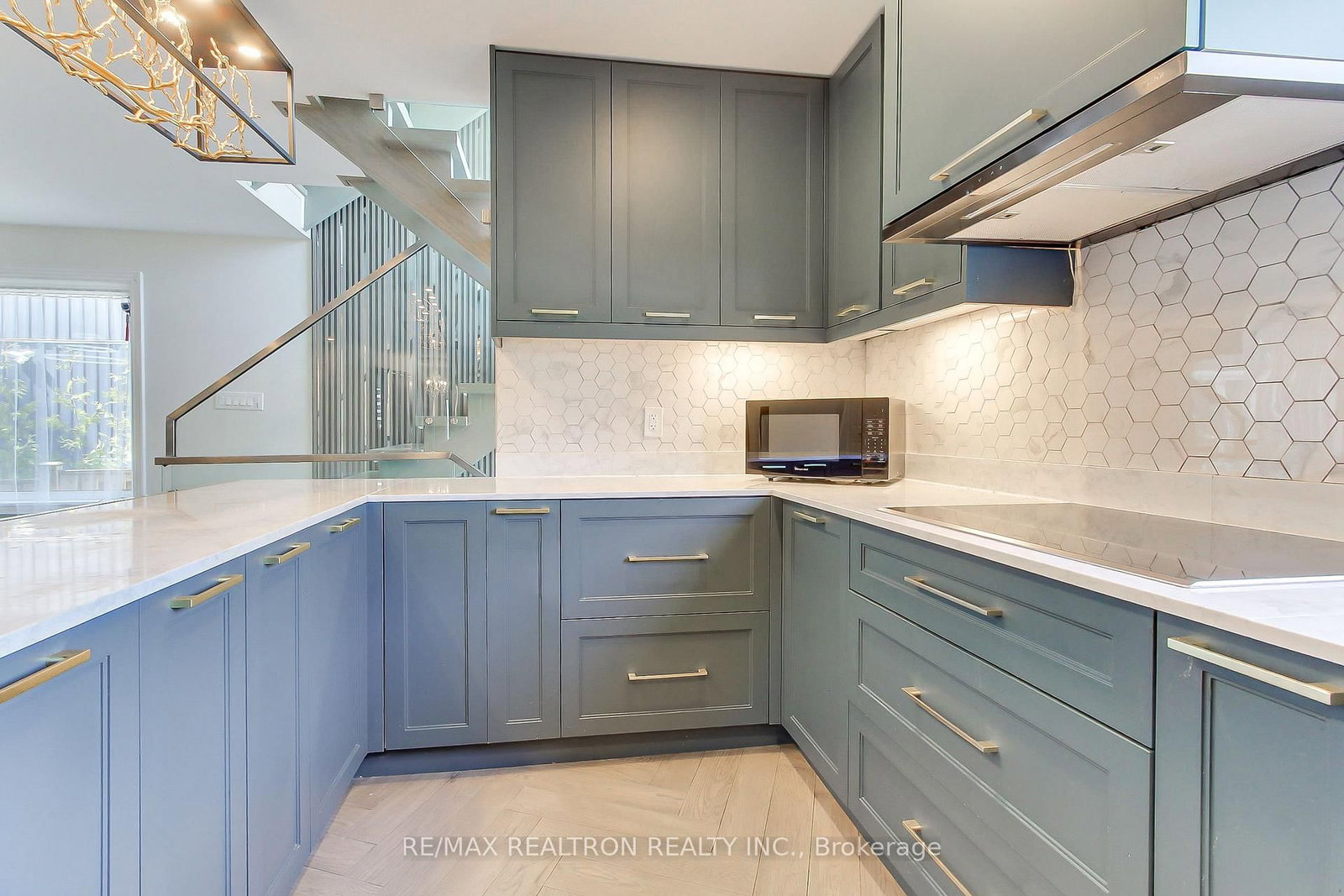 606 Annland Street • Pickering, ON photo 10