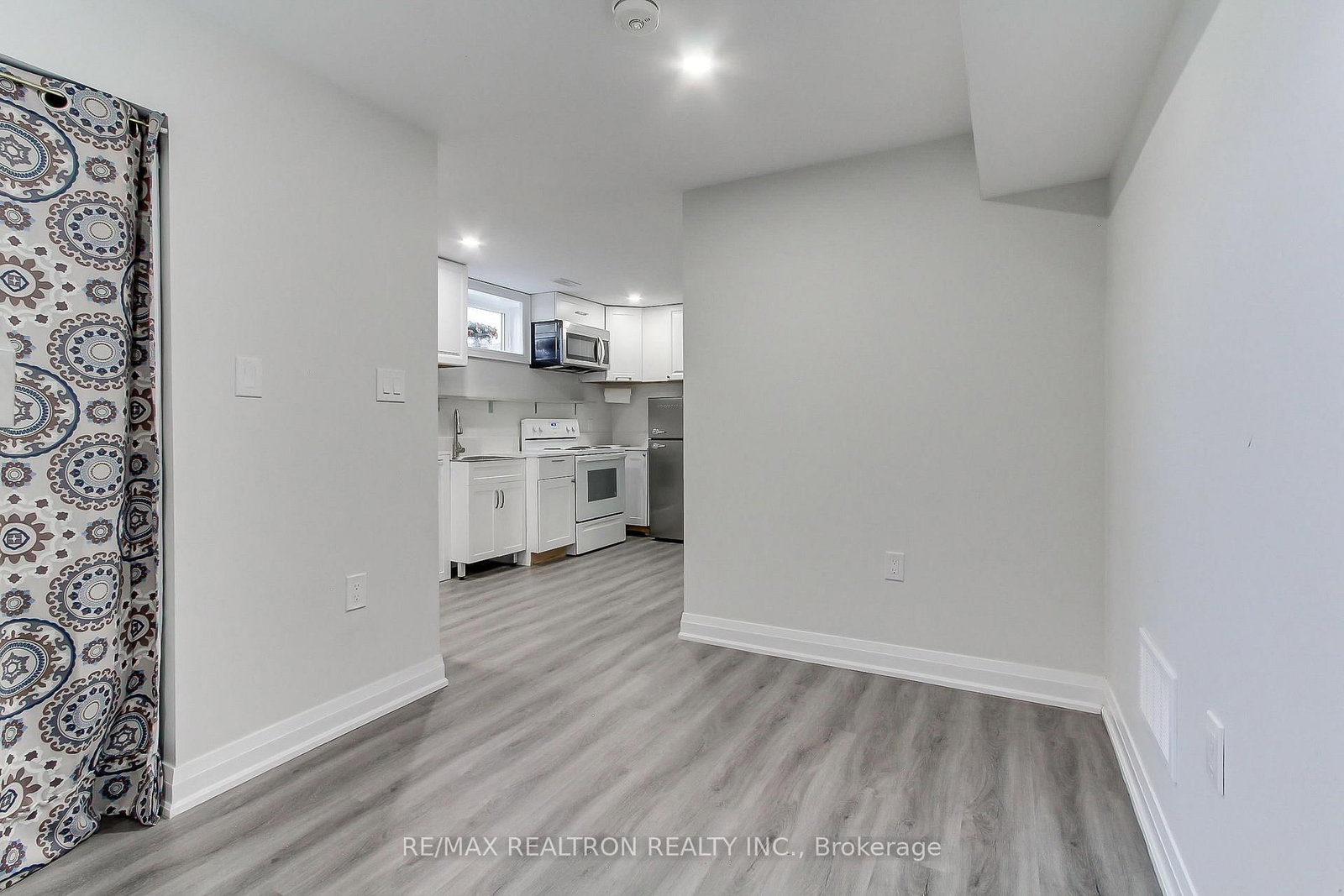 606 Annland Street • Pickering, ON photo 34